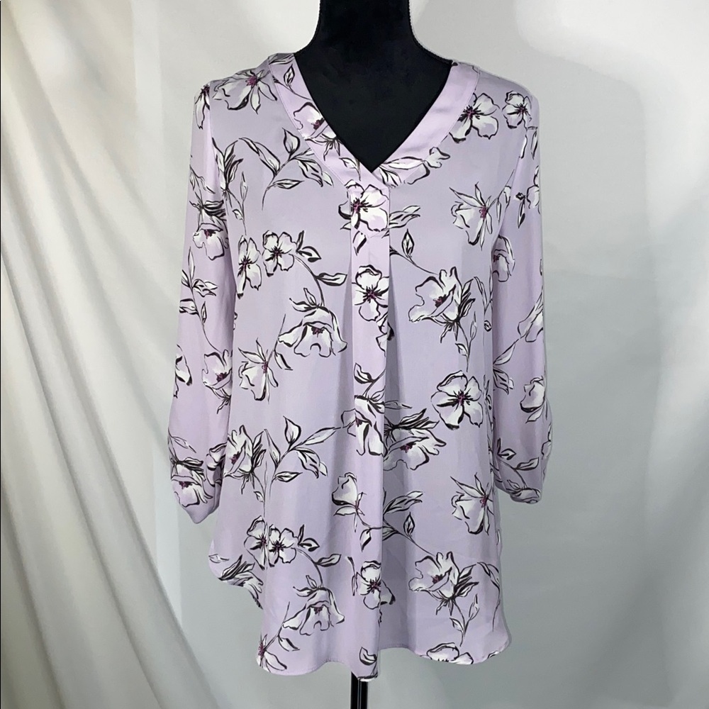 Apt. 9 Pastel Lavender Floral Blouse Small Purple White Top